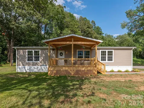 15 Joe Davis Road Sylva NC 28779