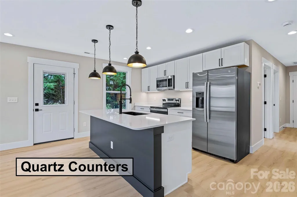 12 Knox Road Black Mountain NC 28711