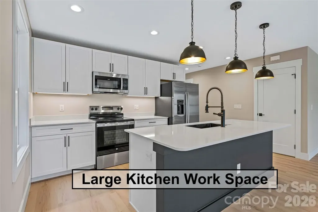 12 Knox Road Black Mountain NC 28711