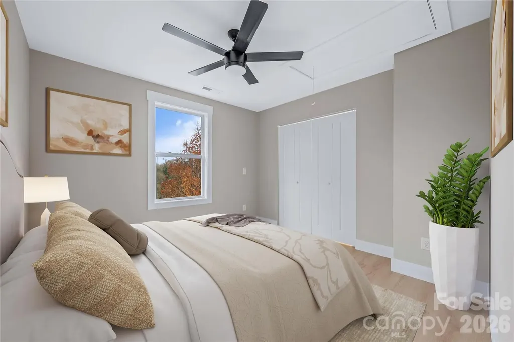 12 Knox Road Black Mountain NC 28711