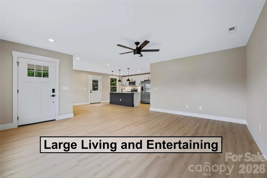 12 Knox Road Black Mountain NC 28711