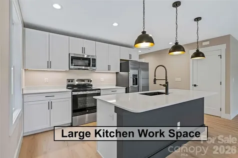 12 Knox Road Black Mountain NC 28711