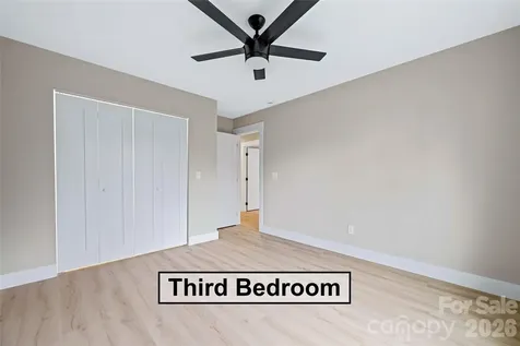 12 Knox Road Black Mountain NC 28711