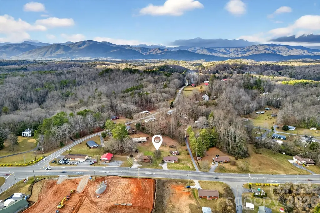2390 Sugar Hill Road Marion NC 28752