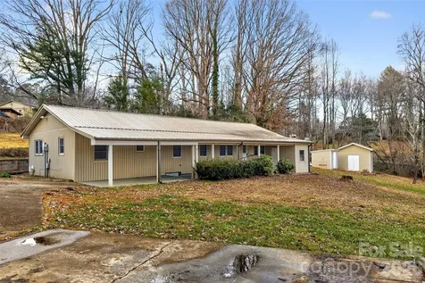 2390 Sugar Hill Road Marion NC 28752