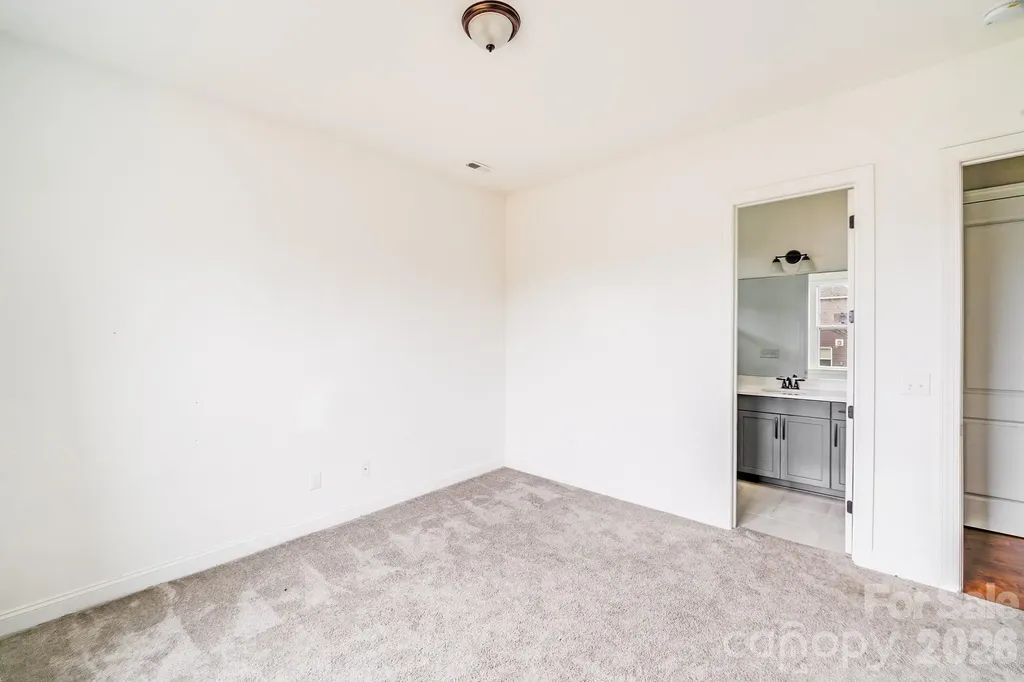 16004 Deer River Road Charlotte NC 28278