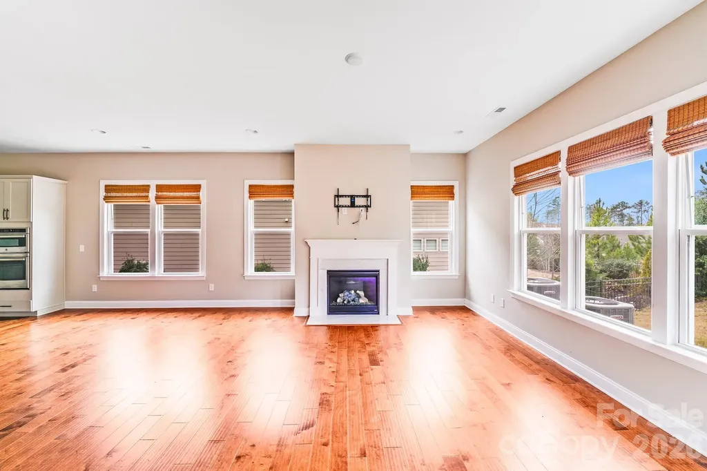 16004 Deer River Road Charlotte NC 28278