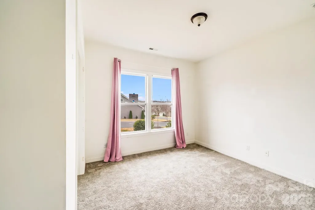 16004 Deer River Road Charlotte NC 28278