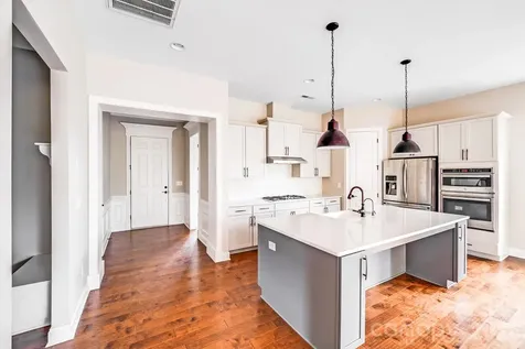 16004 Deer River Road Charlotte NC 28278