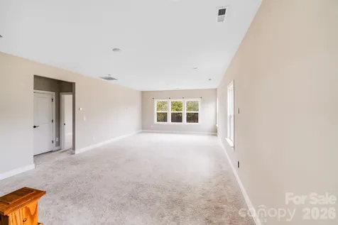 16004 Deer River Road Charlotte NC 28278