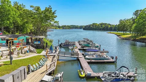 1095 Arundle Road Sherrills Ford NC 28673