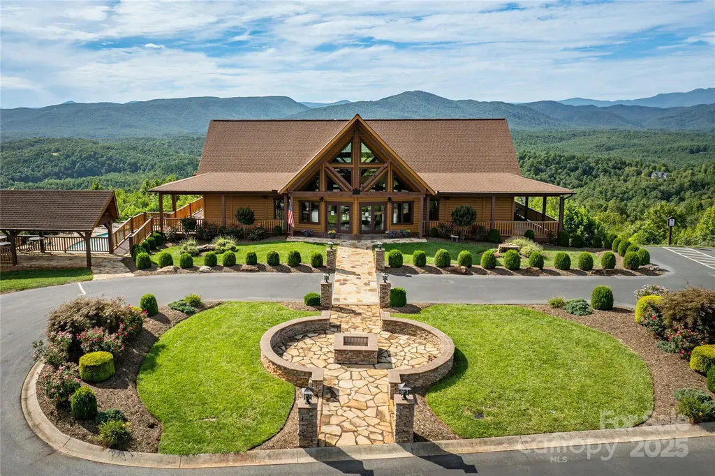 1038 Round Rock Road Lenoir NC 28645