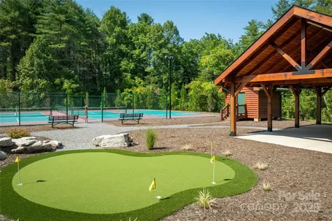 1038 Round Rock Road Lenoir NC 28645