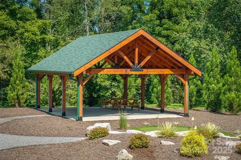 1038 Round Rock Road Lenoir NC 28645