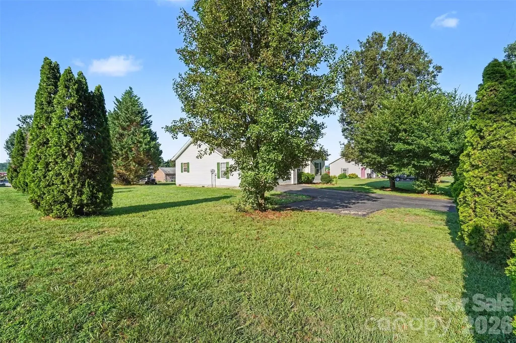 105 3rd Avenue NW Hildebran NC 28637