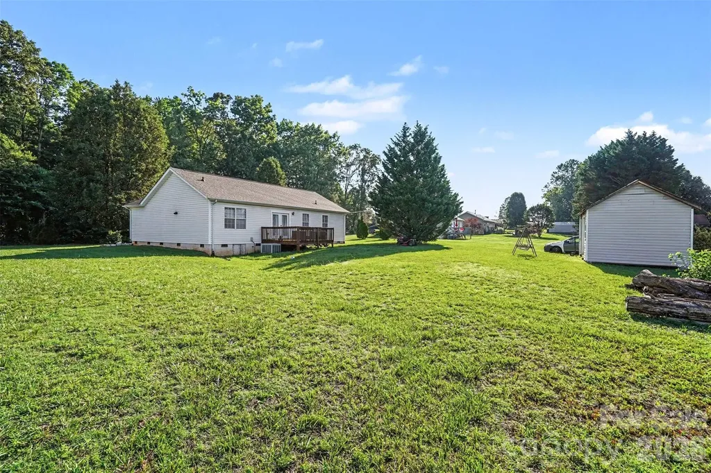 105 3rd Avenue NW Hildebran NC 28637