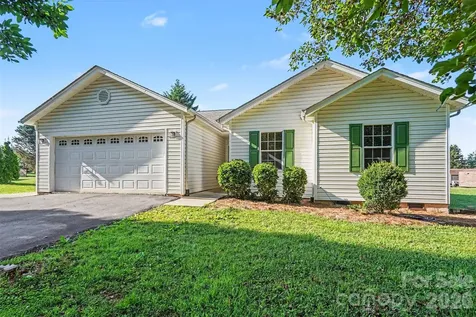105 3rd Avenue NW Hildebran NC 28637