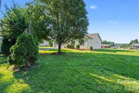105 3rd Avenue NW Hildebran NC 28637