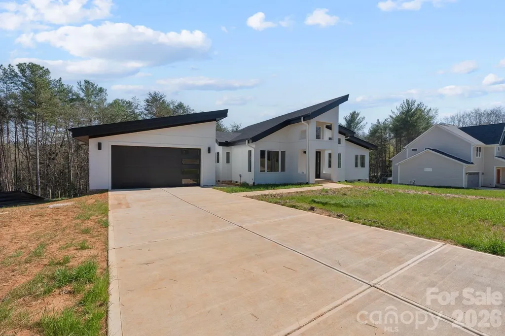 5733 Selkirk Drive Hickory NC 28601