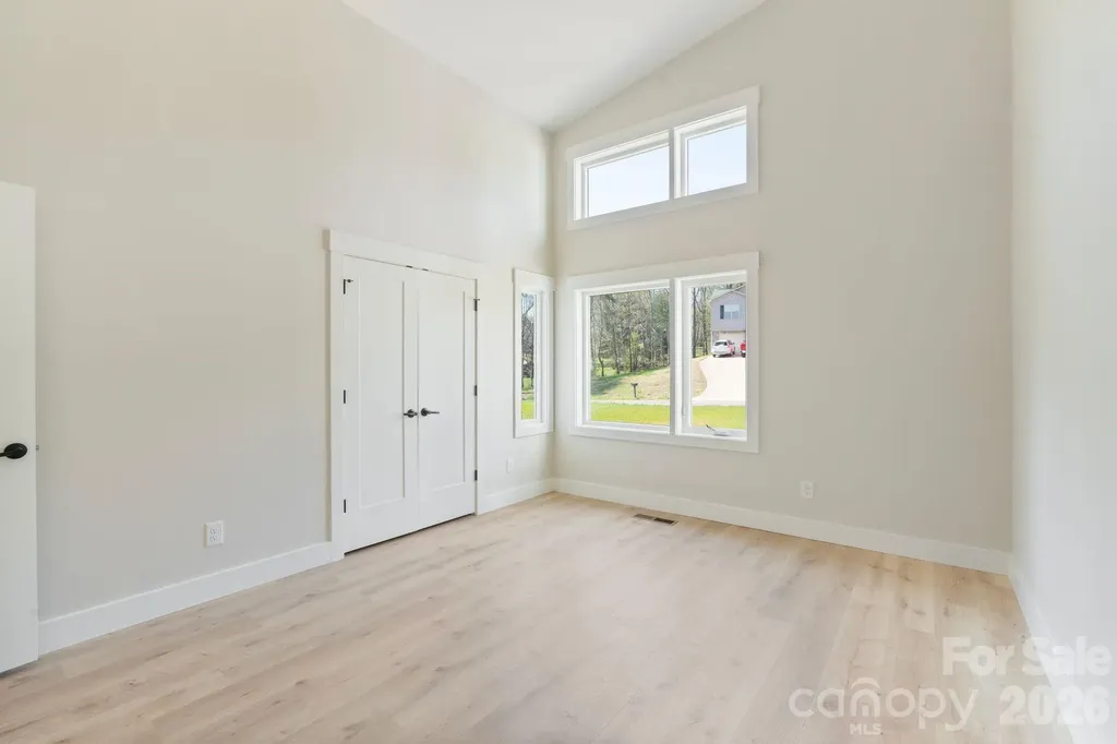 5733 Selkirk Drive Hickory NC 28601