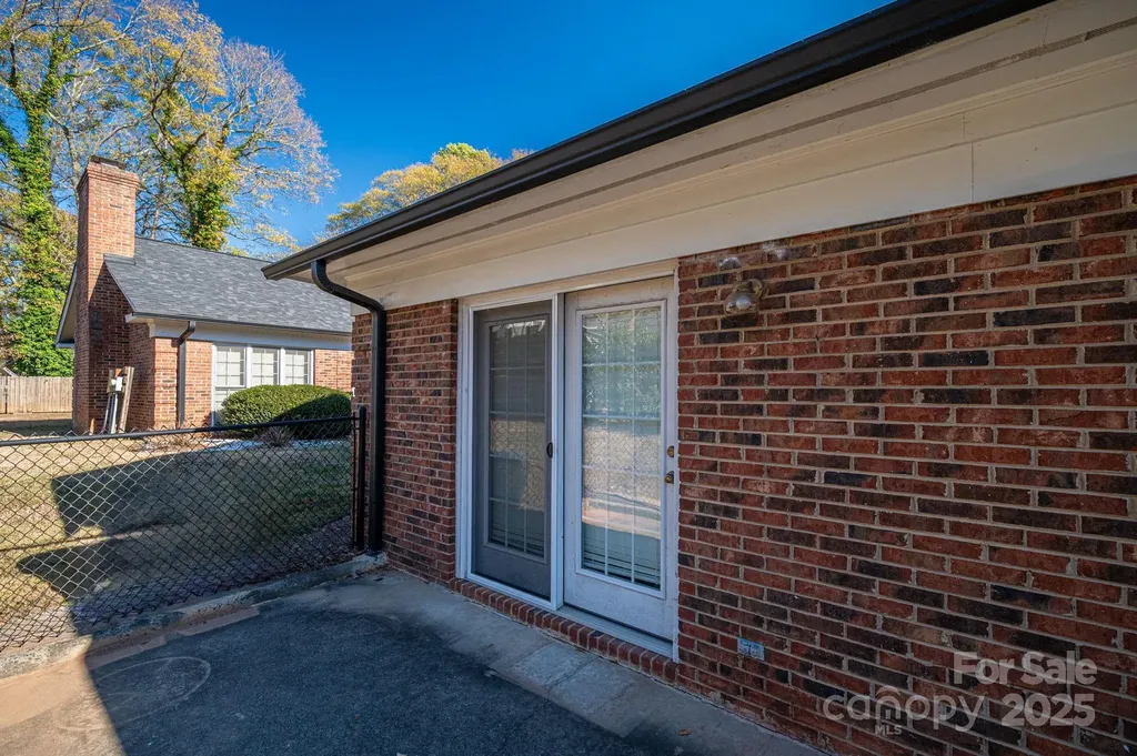 1212 E Franklin Boulevard Gastonia NC 28054