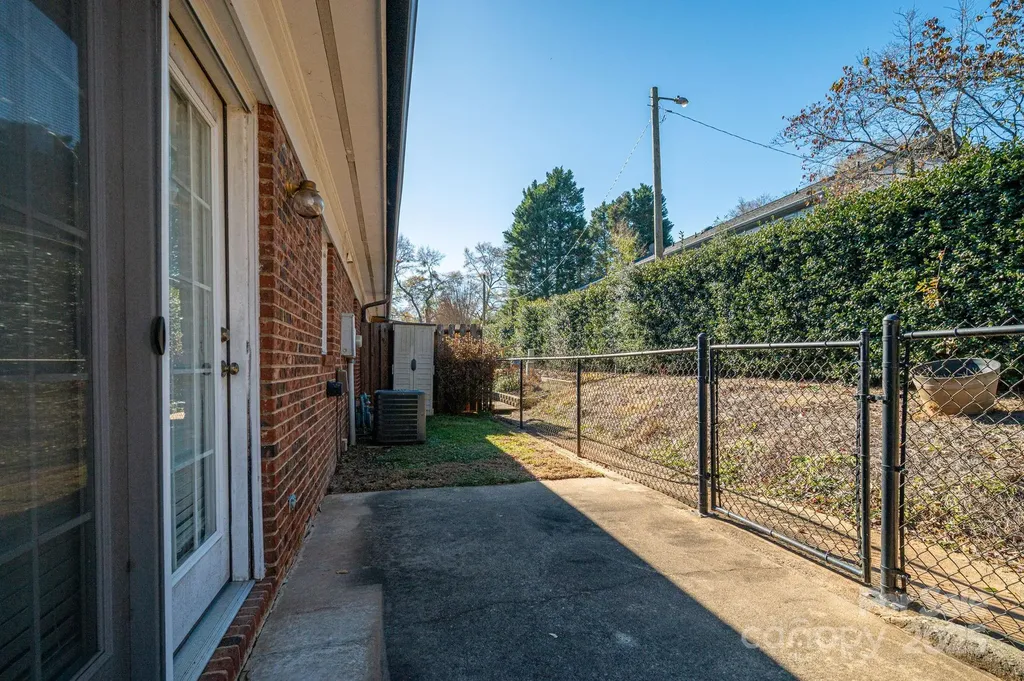 1212 E Franklin Boulevard Gastonia NC 28054