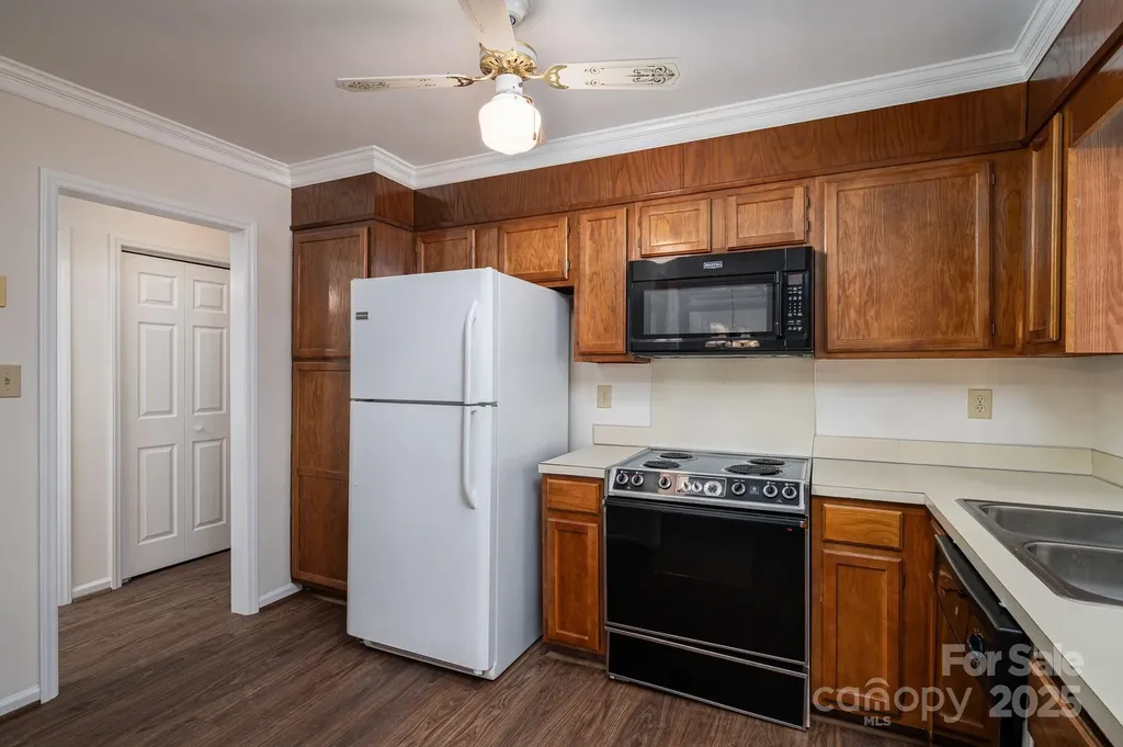 1212 E Franklin Boulevard Gastonia NC 28054