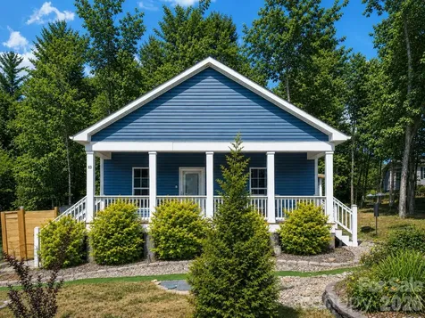 83 Moss Hill Drive Hendersonville NC 28792