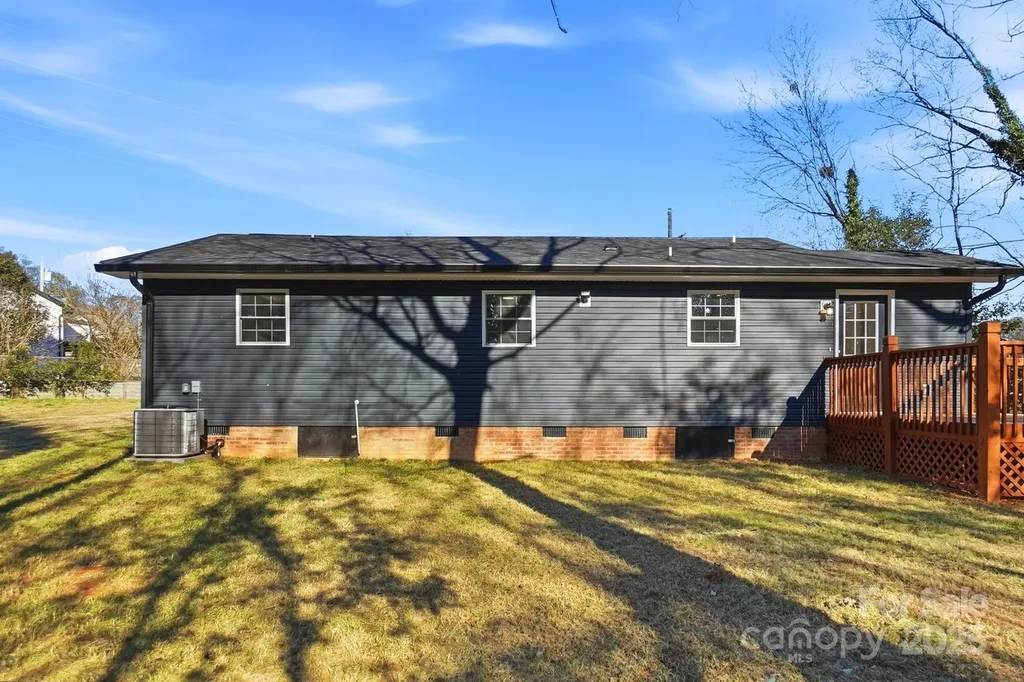 1015 W 6th Avenue B Avenue Gastonia NC 28052