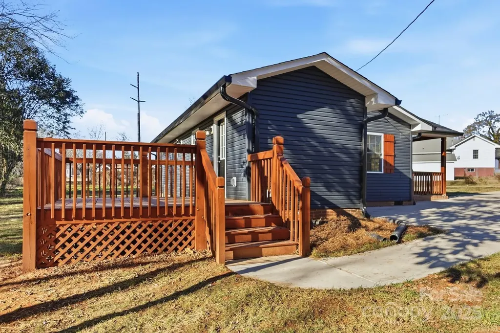 1015 W 6th Avenue B Avenue Gastonia NC 28052