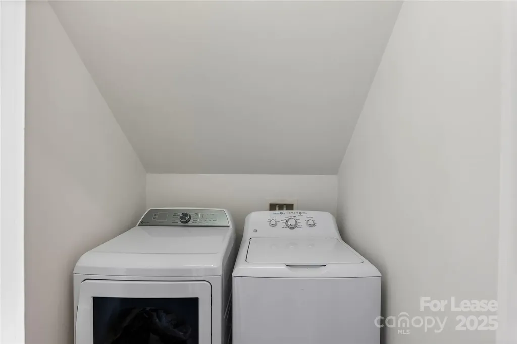 5 Elmore Street Asheville NC 28804