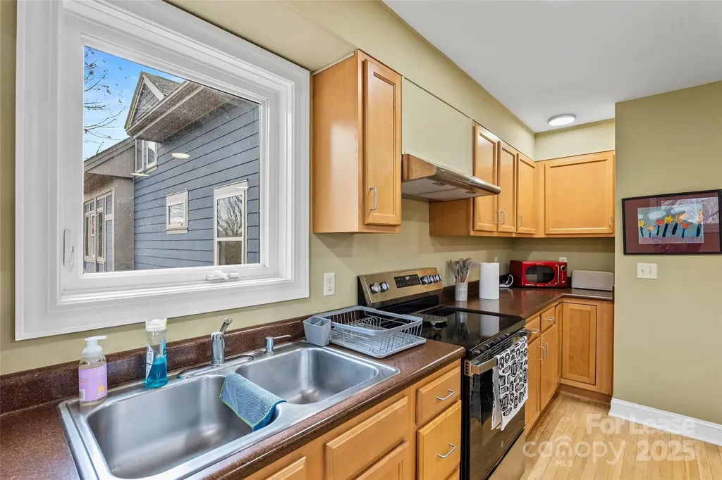 5 Elmore Street Asheville NC 28804