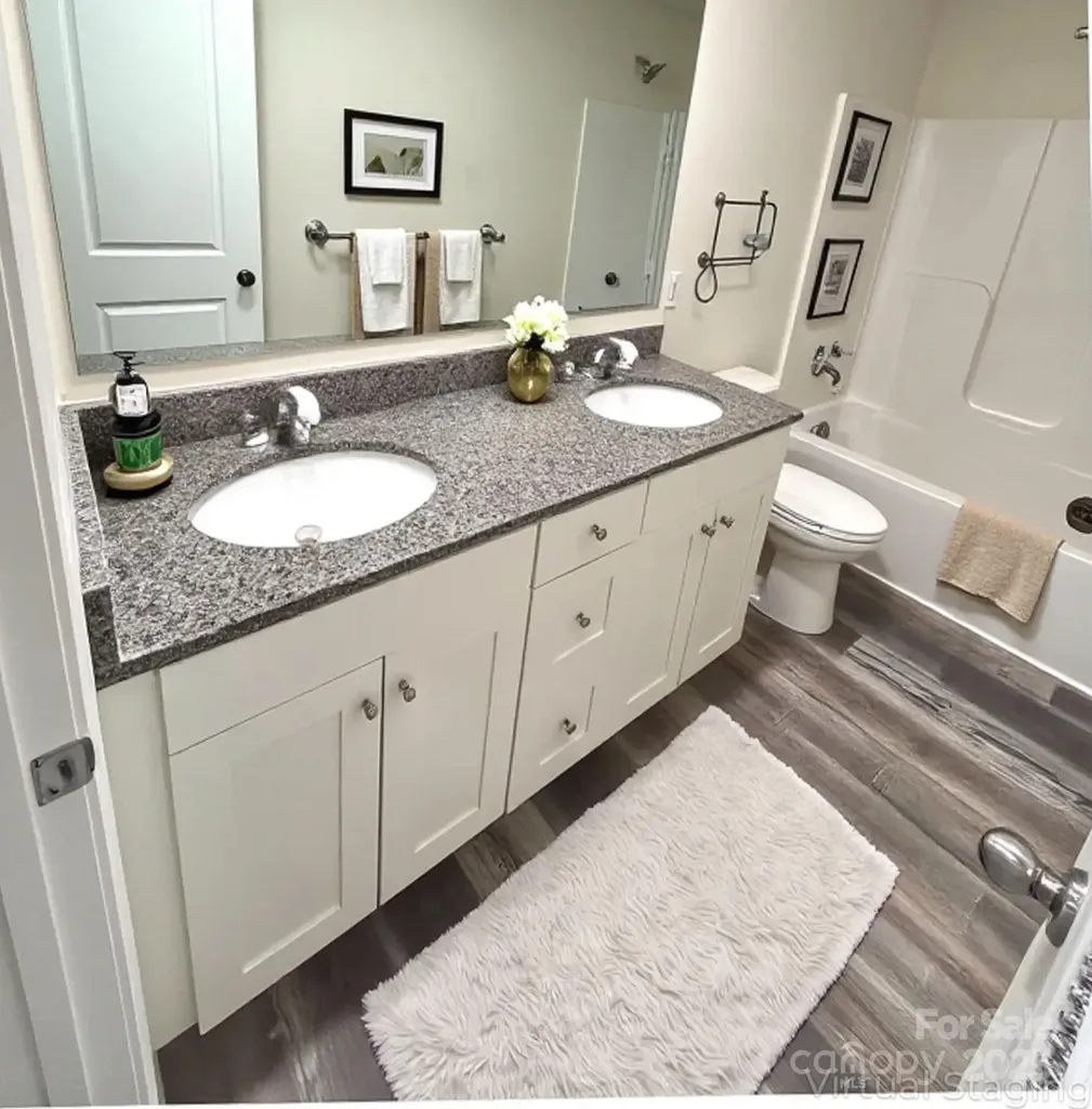 574 30th Avenue Circle NE Hickory NC 28601