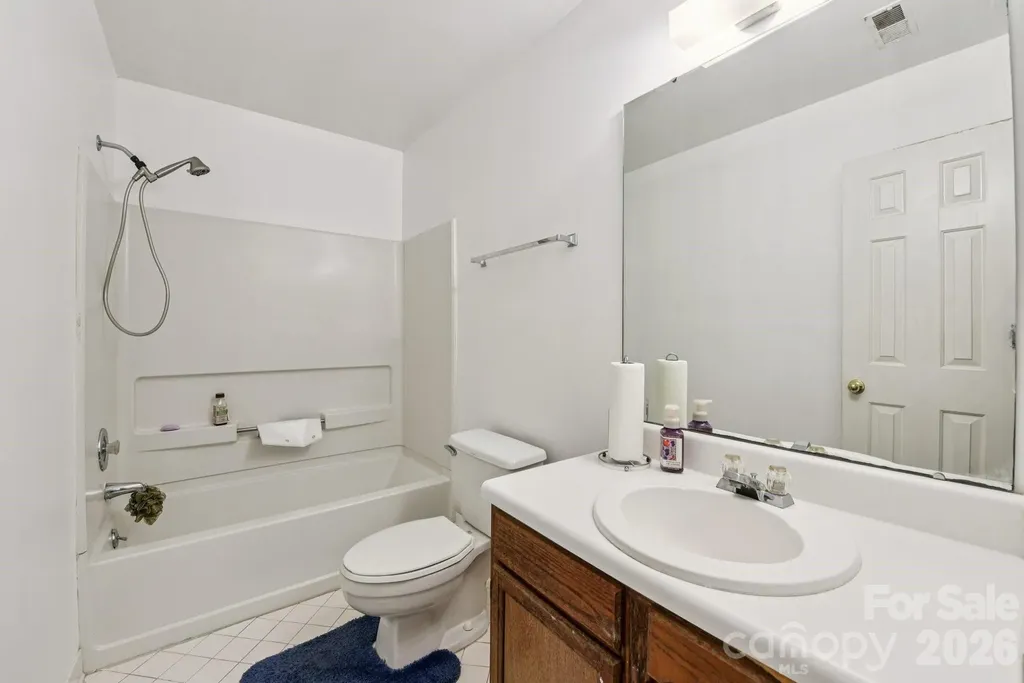 6025 Crape Myrtle Lane Charlotte NC 28216