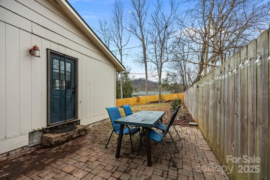 196 Weston Road Arden NC 28704
