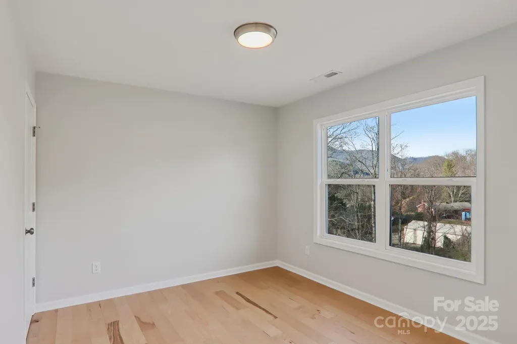 119 Lincoln Ridge Drive Candler NC 28715