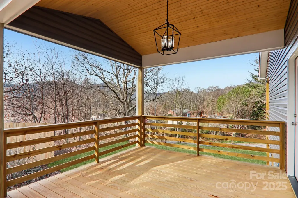 119 Lincoln Ridge Drive Candler NC 28715
