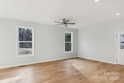 119 Lincoln Ridge Drive Candler NC 28715