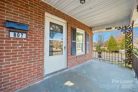 807 N Morris Street Gastonia NC 28052