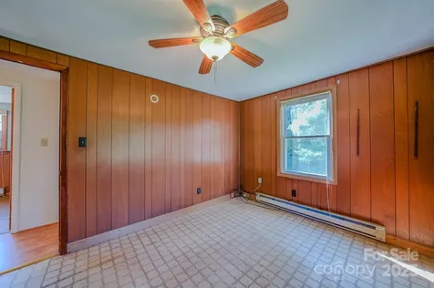 531 Bryson Road Candler NC 28715