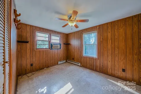 531 Bryson Road Candler NC 28715