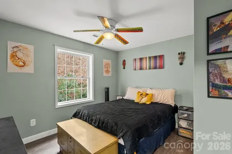 842 Grouse Road Clyde NC 28721