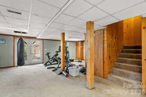 842 Grouse Road Clyde NC 28721
