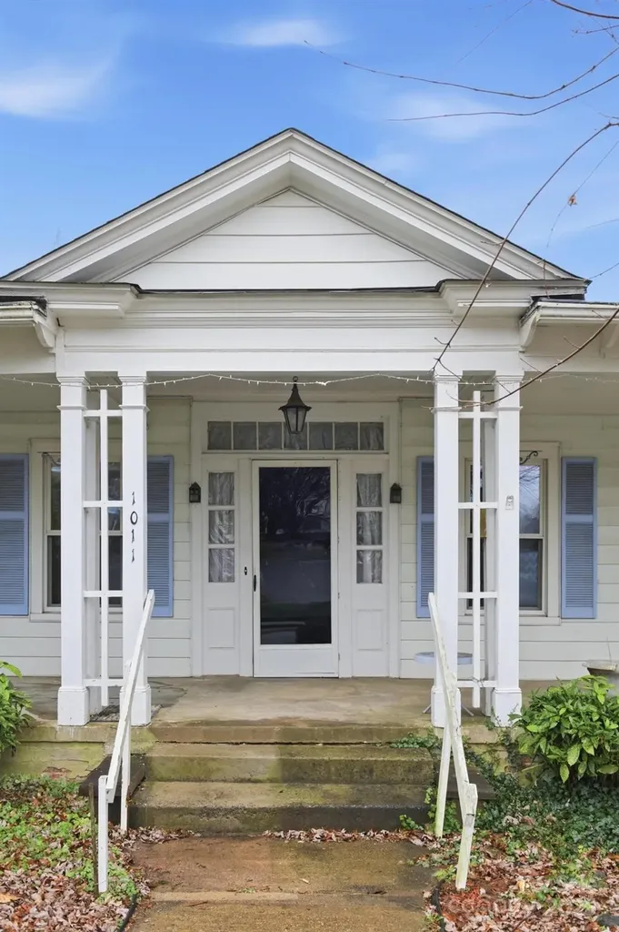 1011 Ashe Avenue NW Lenoir NC 28645