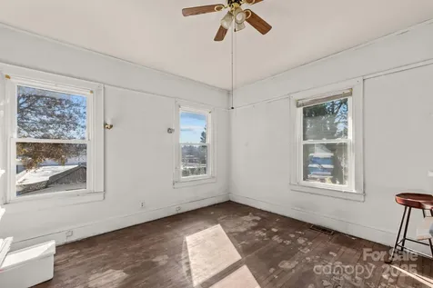 1011 Ashe Avenue NW Lenoir NC 28645