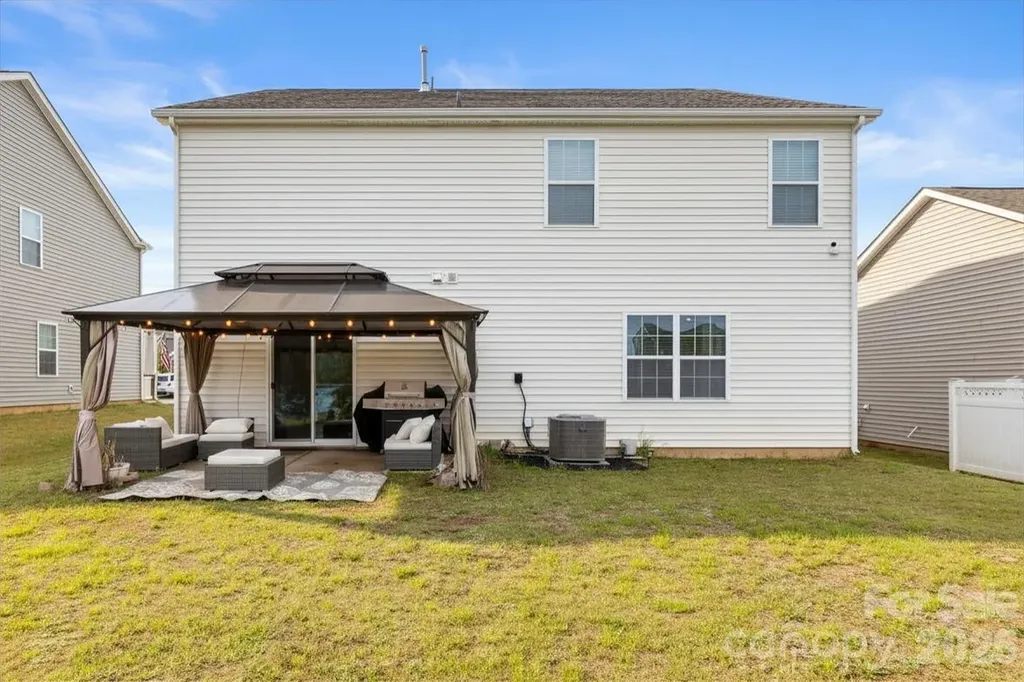 9142 Mackinaw Drive Gastonia NC 28056