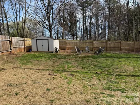 126 Laura Road Mooresville NC 28117