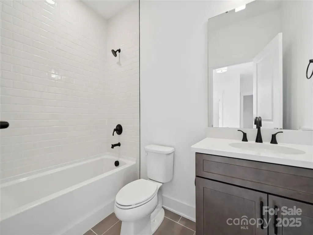 5107 Mint Harbor Way Charlotte NC 28269