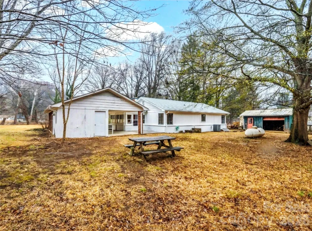 109 Wall Road Tryon NC 28782