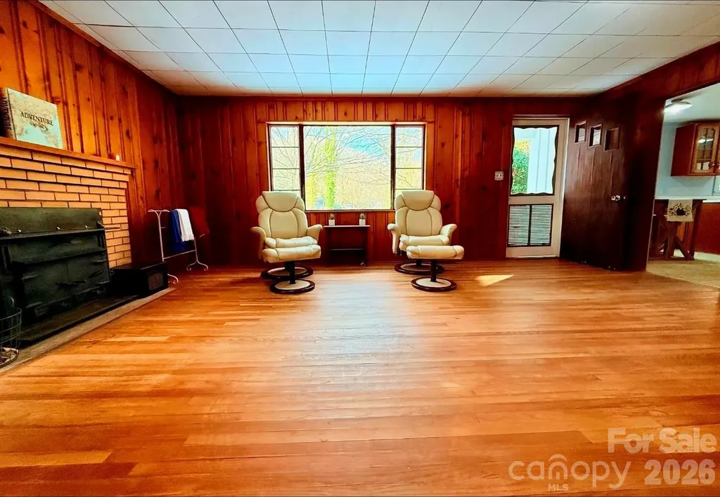 109 Wall Road Tryon NC 28782